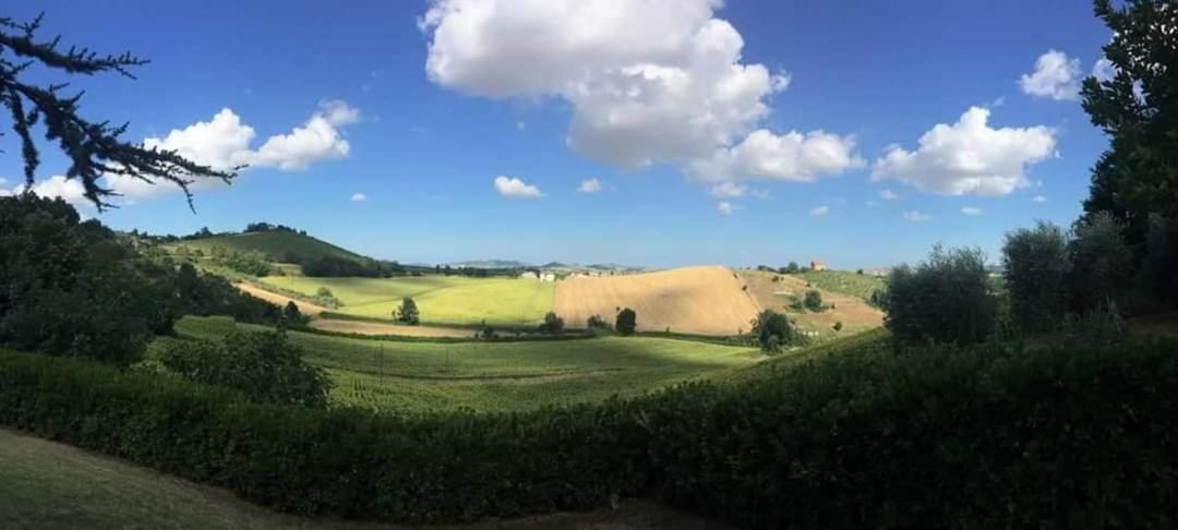 La Casa Del Duca Casa de hóspedes Montalto delle Marche Exterior foto